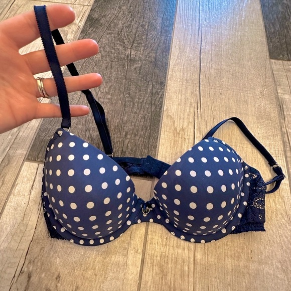 Victoria Secret Love Pink Navy Blue Polka Dot Bra with Charm & Pink Lace - Picture 8 of 15